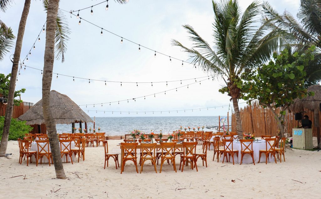 Bodas en Acamaya.