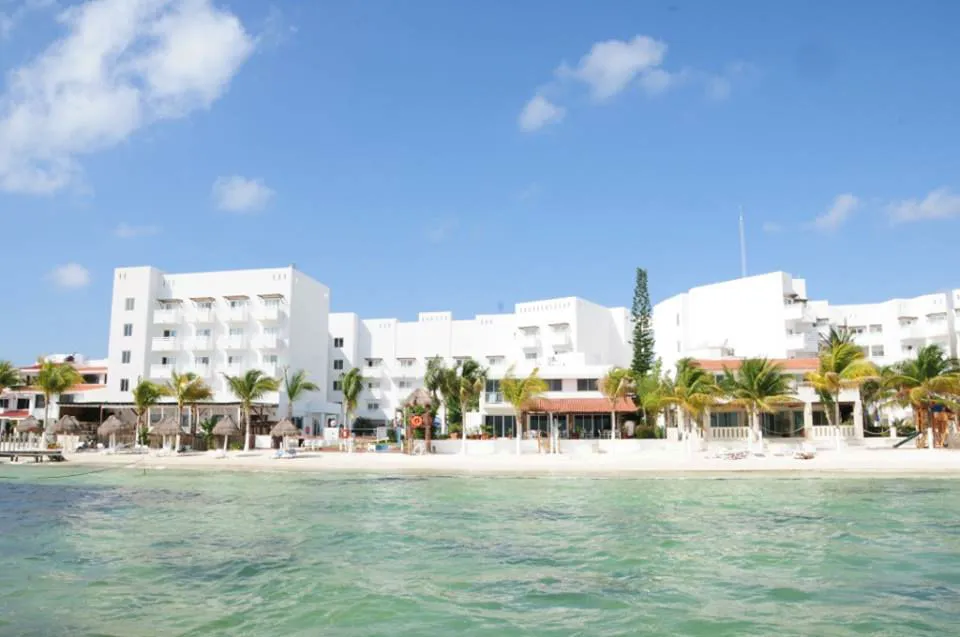 Weddings at Ocean View Cancun Arenas