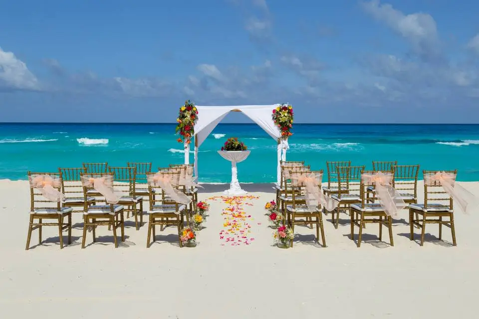 Weddings at Royal Solaris Cancun