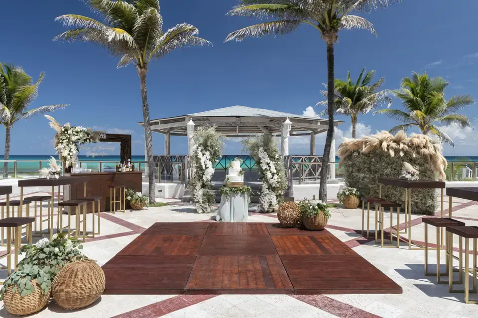 gazebo hyatt zilara weddings in cancun