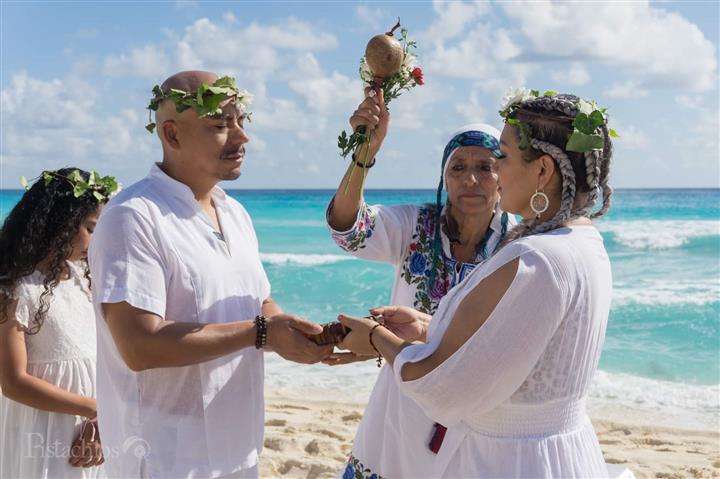 Beach Weddings Costs - Riviera Cancun Weddings 