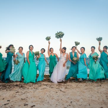 Beach Weddings: How to dress for one?