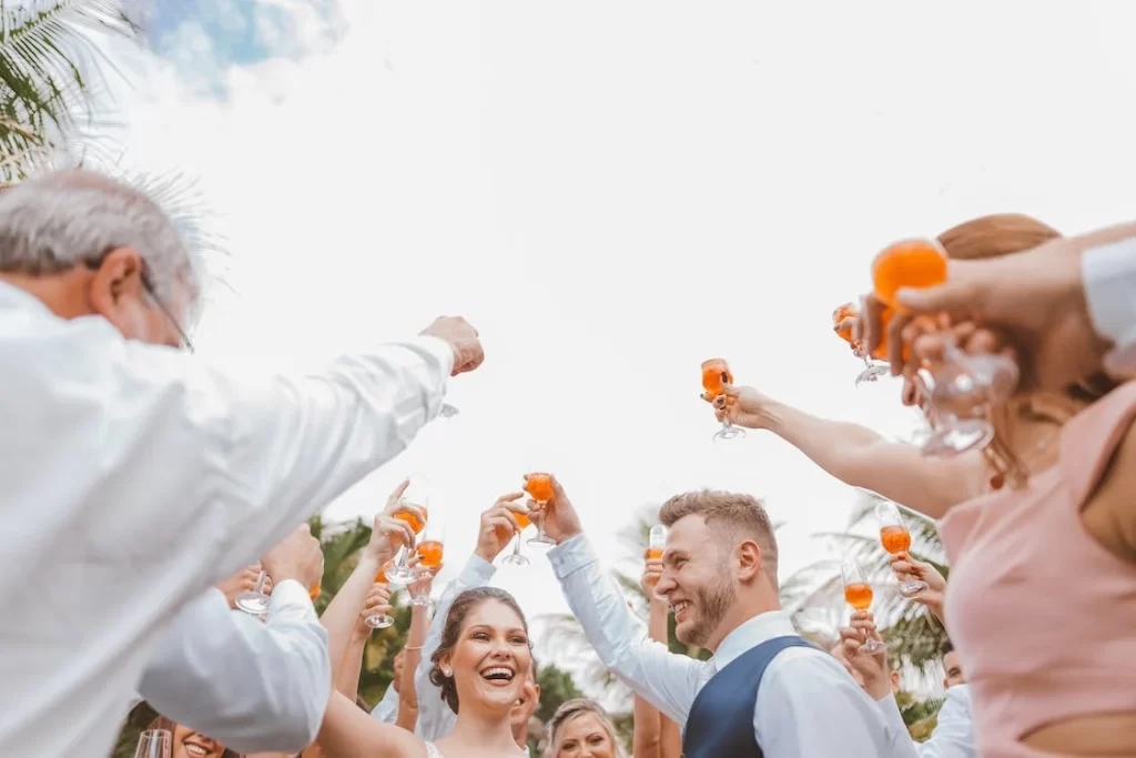 Why should you have a Wedding Toast? - Riviera Cancun Weddings
